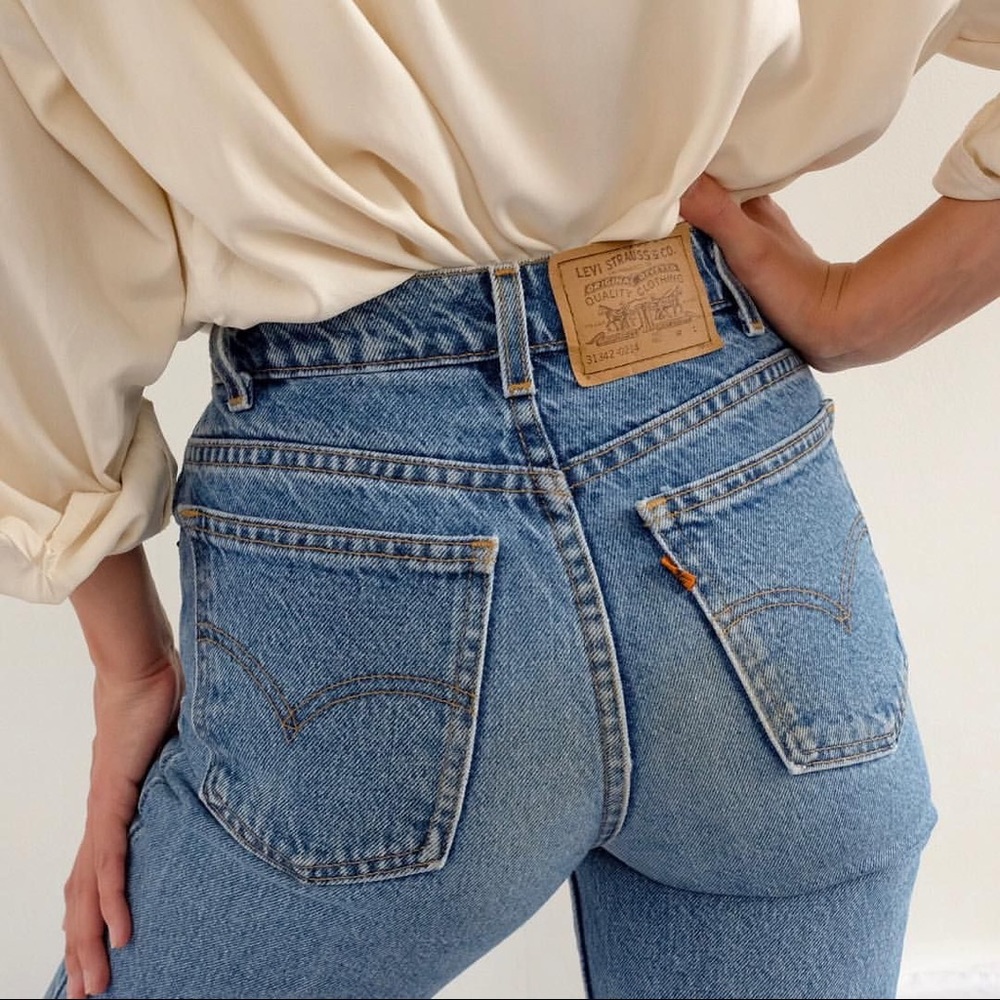 Vintage Levis Medium Wash Mom Jeans